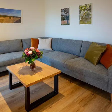 - Gutshof * Duerrhof